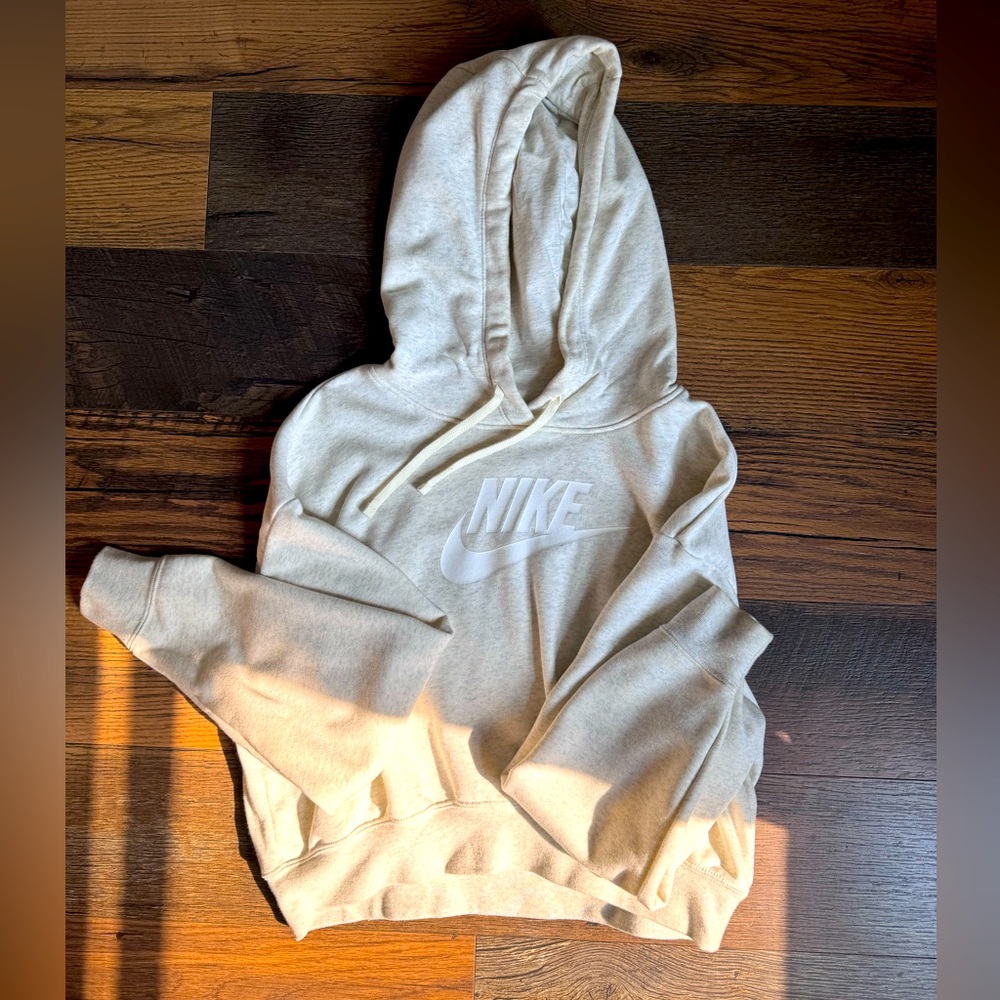 Crop Nike hooded sweatshirt